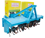 Soil preparation machine of tilling ridging,fertilizing and pulverizing soil block