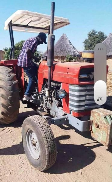 Tractor For Sale MF 188